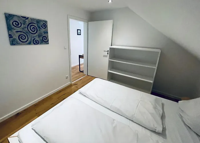 Holidayhood アパート *