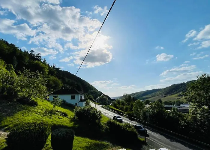 Holidayhood アパート *